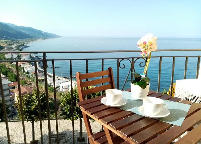 Un Oblo Sul Mare